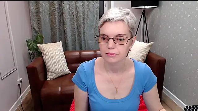 Snapshot of Cutie_Erikaa1 chatting on 10-19-25, 02:12 Cutie Erikaa1 online show from 10-19-25, 02:12