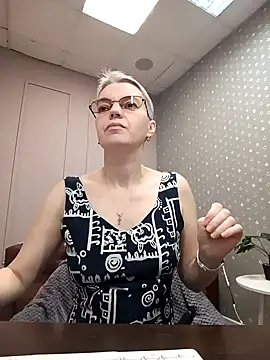 Snapshot of Cutie_Erikaa1 chatting on 12-03-25, 02:41 Cutie Erikaa1 online show from 12-03-25, 02:41