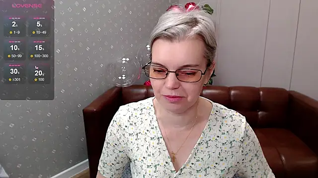 Snapshot of Cutie_Erikaa1 chatting on 03-13-26, 02:18 Cutie Erikaa1 online show from 03-13-26, 02:18