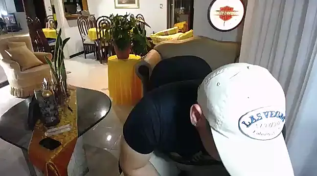 pitbullveryhot online show from 02-20-25, 07:01