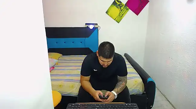 pitbullveryhot online show from 03-20-25, 11:56