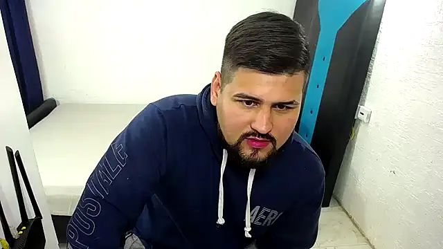 pitbullveryhot online show from 10-13-25, 12:38