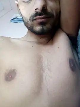 Snapshot of Gujrat_player chatting on 09-16-25, 01:17 Gujrat player online show from 09-16-25, 01:17