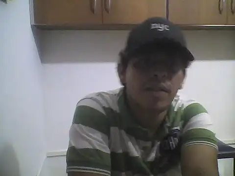 Snapshot of luisfer_306 chatting on 03-10-26, 06:24 luisfer 306 online show from 03-10-26, 06:24
