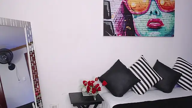 valery-rivas online show from 02-04-25, 03:57