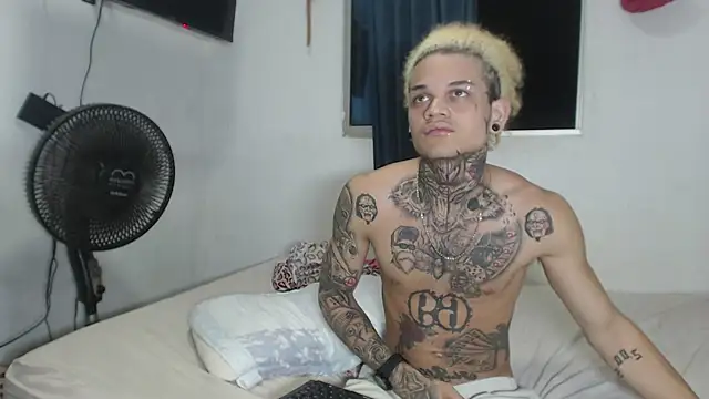 karitto  online show from 12-04-24, 04:43