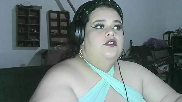 Snapshot of GeovanaLiveHot chatting on 01-27-25, 06:41 GeovanaLiveHot online show from 01-27-25, 06:41