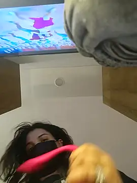 Snapshot of Archi-07 chatting on 11-01-25, 10:06 Archi-07 online show from 11-01-25, 10:06