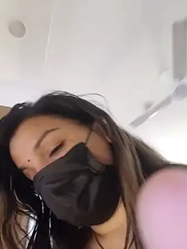 Snapshot of Archi-07 chatting on 11-14-25, 08:07 Archi-07 online show from 11-14-25, 08:07