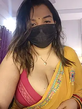 Snapshot of Archi-07 chatting on 01-08-26, 09:00 Archi-07 online show from 01-08-26, 09:00