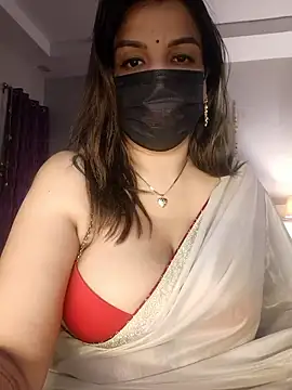 Snapshot of Archi-07 chatting on 01-08-26, 09:06 Archi-07 online show from 01-08-26, 09:06