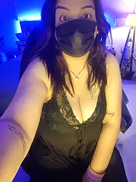 Snapshot of Archi-07 chatting on 02-14-26, 02:19 Archi-07 online show from 02-14-26, 02:19