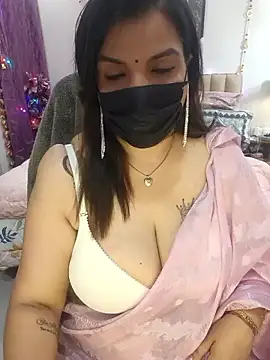 Snapshot of Archi-07 chatting on 03-08-26, 10:41 Archi-07 online show from 03-08-26, 10:41