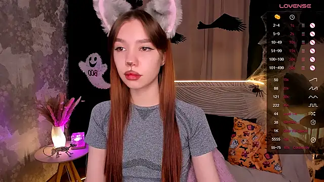 MilliBrown  online show from 10-25-25, 06:43