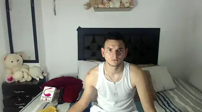 Snapshot of Latin_Boy24 chatting on 02-25-25, 07:14 Latin Boy24 online show from 02-25-25, 07:14