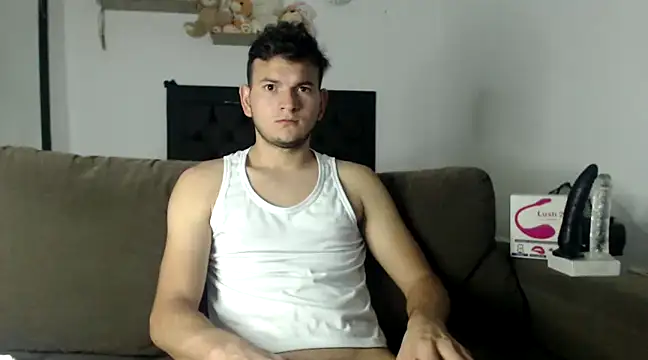 Snapshot of Latin_Boy24 chatting on 03-02-25, 04:21 Latin Boy24 online show from 03-02-25, 04:21