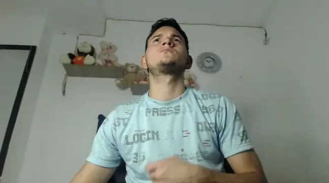 Snapshot of Latin_Boy24 chatting on 03-04-25, 02:06 Latin Boy24 online show from 03-04-25, 02:06