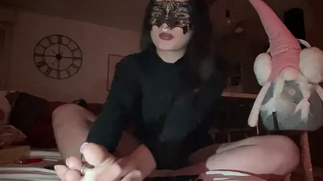 Snapshot of DominaCat75 chatting on 12-03-24, 09:45 DominaCat75 online show from 12-03-24, 09:45