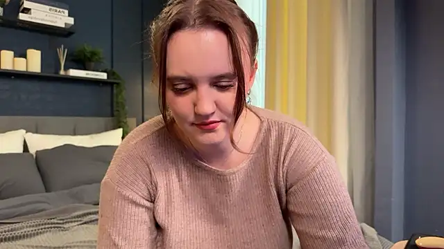 Lella Ryann  online show from 03-28-26, 08:19