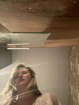 Snapshot of LanaShockk chatting on 02-23-25, 08:44 LanaShockk online show from 02-23-25, 08:44