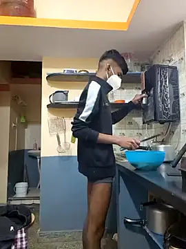 KissesBoyAD online show from 12-13-24, 07:15