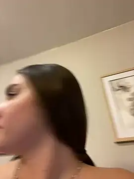 Snapshot of imlindapink chatting on 02-28-25, 07:03 imlindapink online show from 02-28-25, 07:03