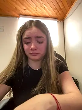 Snapshot of imlindapink chatting on 09-17-25, 05:14 imlindapink online show from 09-17-25, 05:14