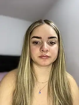 Snapshot of imlindapink chatting on 01-14-26, 04:56 imlindapink online show from 01-14-26, 04:56