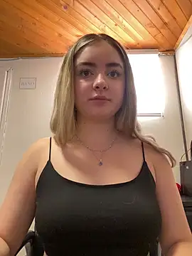 Snapshot of imlindapink chatting on 03-07-26, 07:22 imlindapink online show from 03-07-26, 07:22