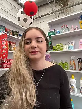 imlindapink online show from 06-26-26, 04:55