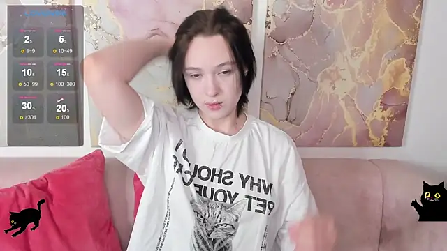 fiamoory online show from 04-12-26, 01:21