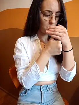 Snapshot of saidaskye chatting on 11-05-25, 09:42 saidaskye online show from 11-05-25, 09:42