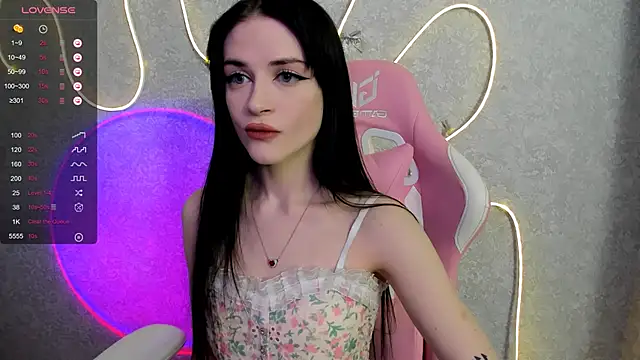 Molly Crystall online show from 05-15-26, 03:46