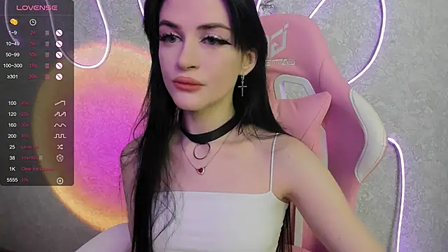 Molly Crystall online show from 06-21-26, 03:20