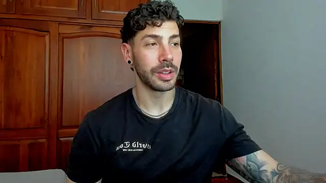 Guyinthemountain online show from 05-18-26, 07:20