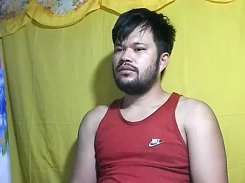 Snapshot of HairyHottestpinoyHandsome chatting on 07-04-26, 12:39 HairyHottestpinoyHandsome online show from 07-04-26, 12:39