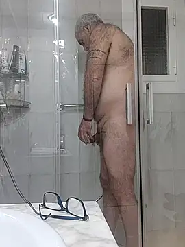Snapshot of Satiro_Sevilla chatting on 03-18-25, 07:41 Satiro Sevilla online show from 03-18-25, 07:41