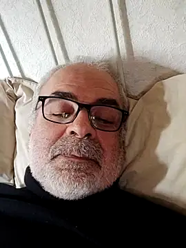 Snapshot of Satiro_Sevilla chatting on 03-18-25, 02:59 Satiro Sevilla online show from 03-18-25, 02:59