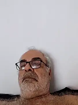 Snapshot of Satiro_Sevilla chatting on 09-11-25, 11:05 Satiro Sevilla online show from 09-11-25, 11:05