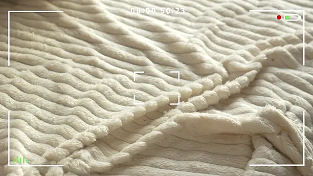 norakisses online show from 03-08-25, 11:48