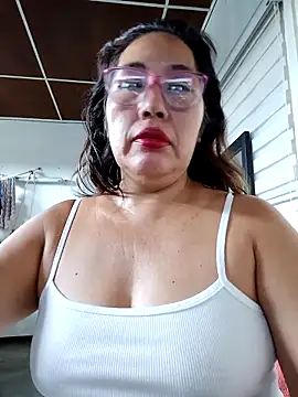 anniecoopeer online show from 02-12-25, 03:49