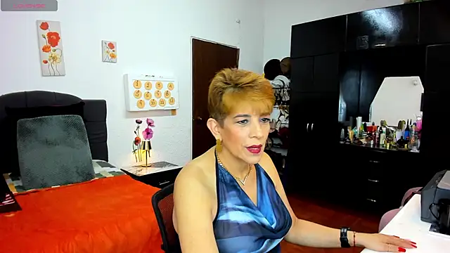 Angelina Stone 65 online show from 07-18-26, 01:32