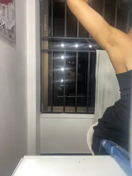 NairobiLee online show from 11-11-25, 10:04