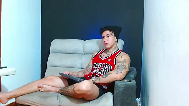 JUSTIN FULLER1 online show from 07-25-26, 01:19