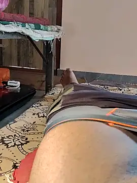 Snapshot of MrNick74 chatting on 09-29-25, 07:35 MrNick74 online show from 09-29-25, 07:35