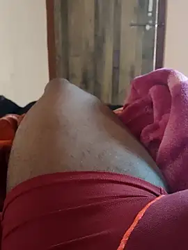 Snapshot of MrNick74 chatting on 11-30-25, 08:07 MrNick74 online show from 11-30-25, 08:07