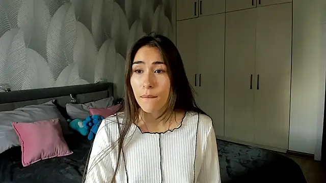 Bambiii bby online show from 09-18-25, 01:18