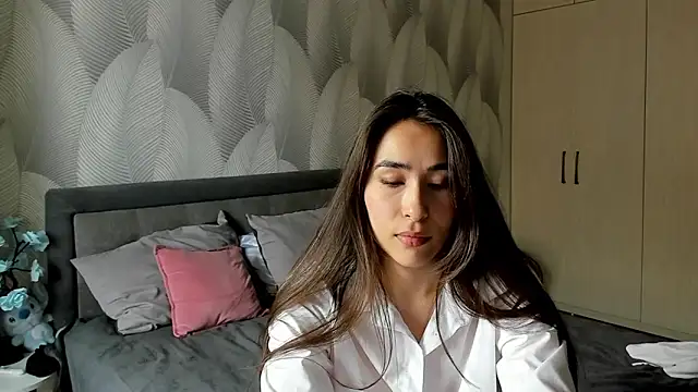 Bambiii bby online show from 06-22-26, 07:05