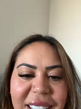 lariic online show from 04-27-26, 07:56