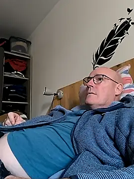 bogland33 online show from 10-18-25, 12:39